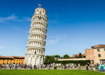 Kenapa Menara Pisa Gak Pernah Ambruk Padahal Miringnya Gak Wajar