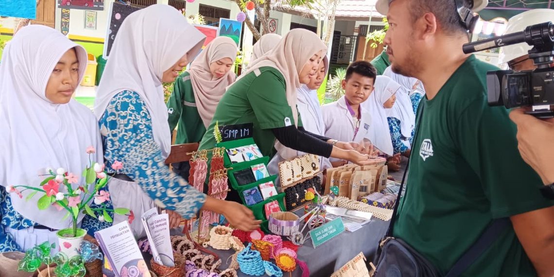 Astra Agro Lestari (AALI)