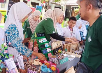 Astra Agro Lestari (AALI)