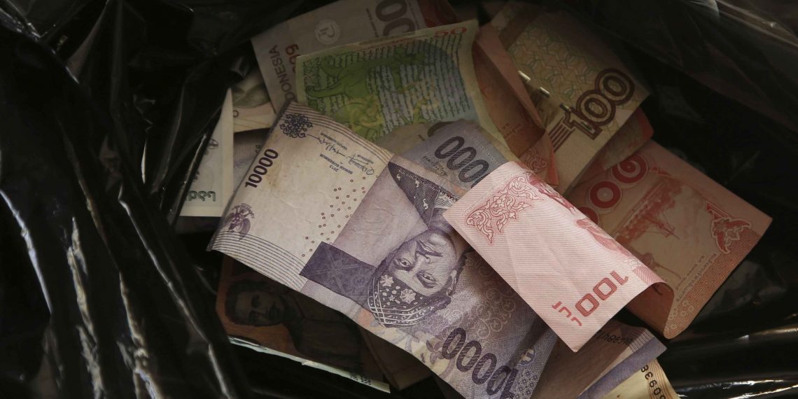 Peran Strategis Uang dalam Menjaga Keseimbangan Ekonomi Global