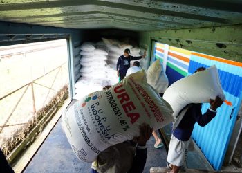 Pupuk Indonesia Pastikan Penjualan Pupuk Subsidi Sesuai HET untuk Dukung Musim Tanam Oktober–Maret