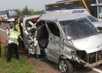 Lakalantas Maut di Tol Cipali KM 72, 5 Orang Meninggal dan Puluhan Luka-luka