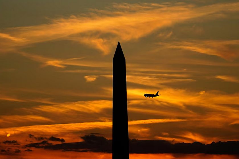 Pemerintah AS Perintahkan Pemotongan 10% Penerbangan di Bandara Utama