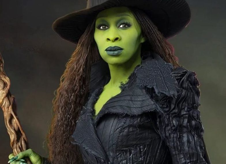 Penyihir Pakai Celana? Aneh