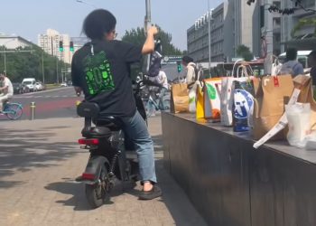 Kampus di China, Delivery Food Cuma Dianter Sampai Gerbang!