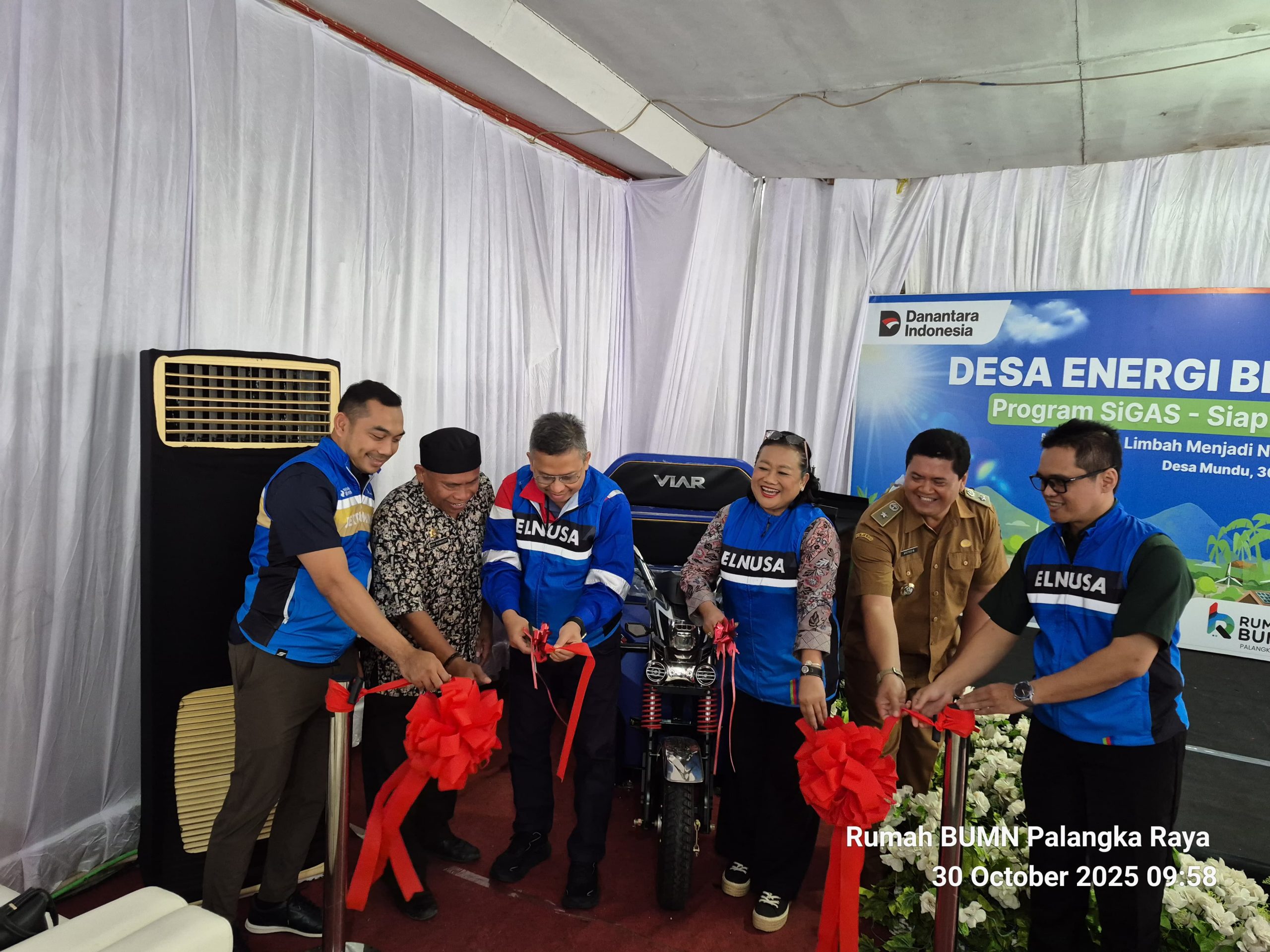Elnusa Bersama Rumah BUMN Pertamina Dorong Ekonomi Hijau Lewat Program Green Circular Village di Desa Mundu, Indramayu