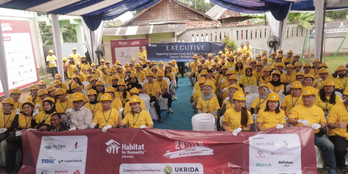 Rayakan 25 Tahun Perjalanan, APLUS Gandeng Habitat For Humanity Indonesia Berbagi Kasih Membangun Negeri