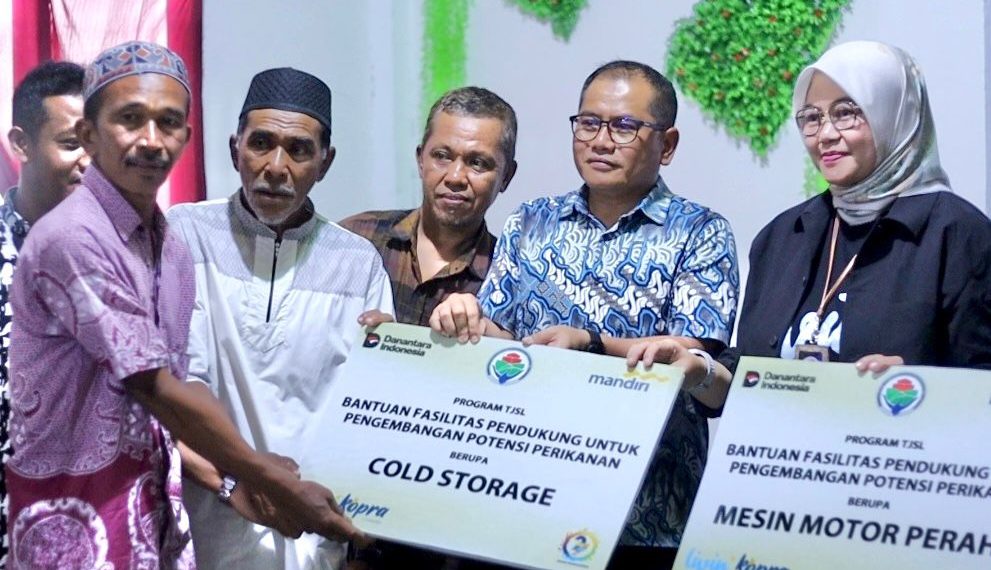 Bank Mandiri Dukung Nelayan Desa Bukamog Sulawesi Tengah Lewat Bantuan Alat Tangkap dan Fasilitas Penyimpanan