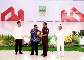 Jamkrindo Dukung Program Pidana Kerja Sosial Bersama Kejagung dan Pemprov Jabar