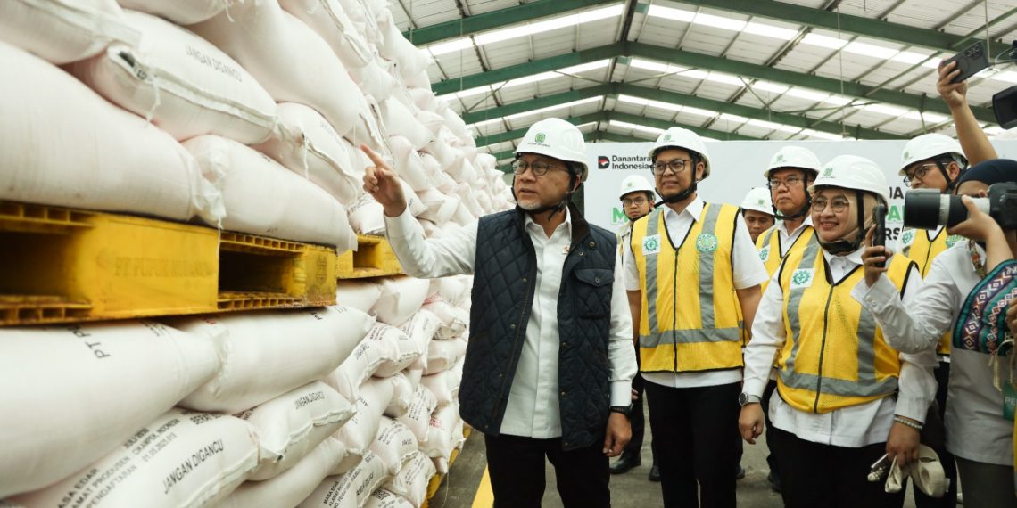 Menko Pangan Apresiasi Efisiensi Pupuk Indonesia, Dorong Revitalisasi Pabrik untuk Dukung Swasembada Pangan