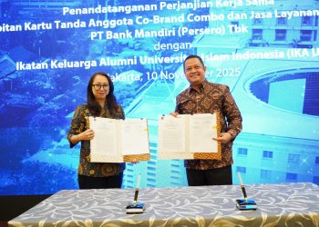 Bank Mandiri dan IKA UII Luncurkan Kartu Debit Co-Brand GPN untuk Dorong Inklusi Keuangan Nasional