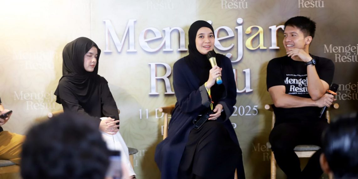 Kekuatan Perempuan Jadi Sorotan dalam Trailer, Poster, dan Soundtrack Terbaru Film Mengejar Restu