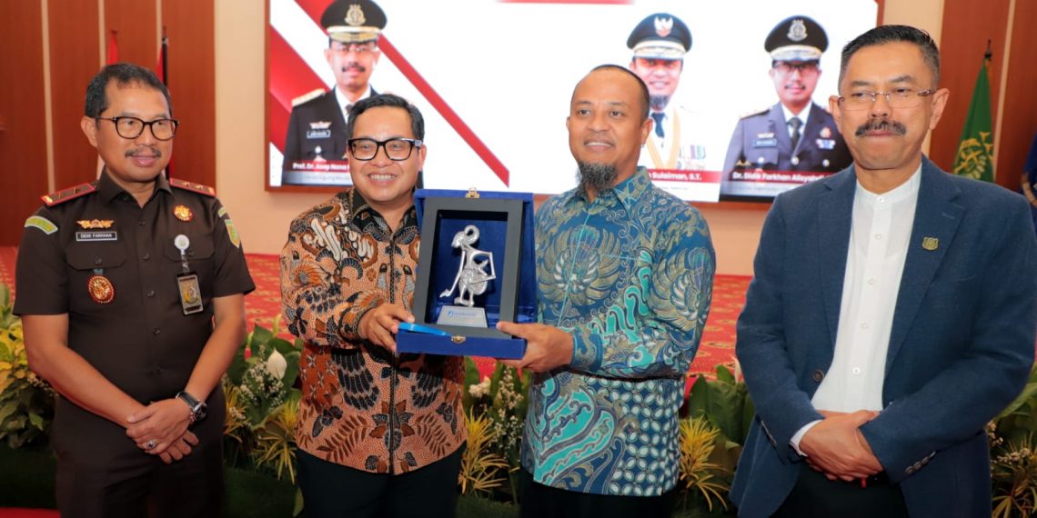 Jamkrindo, Kejaksaan RI, dan Pemprov Sulsel Perkuat Kolaborasi Dukung Pelaksanaan Pidana Kerja Sosial