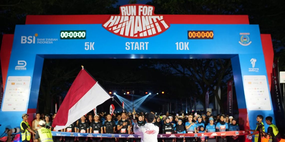 BSI Dorong Literasi Keuangan Syariah untuk Anak Muda Lewat Aktivasi Emas di Event Run for Humanity