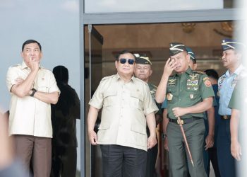 Presiden, Menhan, dan Panglima TNI Gelar Rapat Evaluasi Percepatan Pembangunan KDKMP