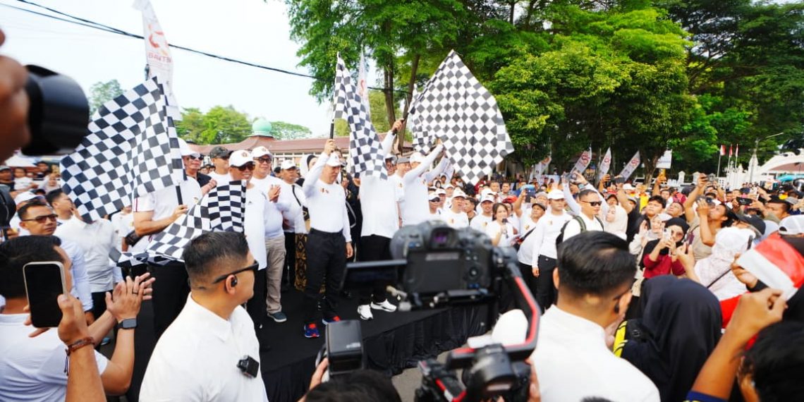 Kapolri Hadiri Jalan Santai PWI, Ajak Pers Perkuat Kolaborasi Lawan Hoaks