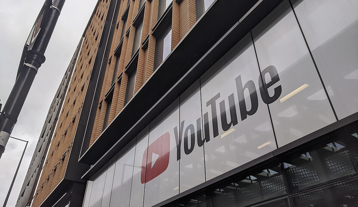 Pendapatan Iklan YouTube Jadi Mesin Uang Buat Para Kreator Dunia