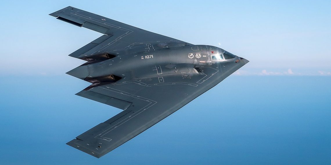 Kenapa B-2 Spirit Jadi Pesawat Termahal di Dunia?