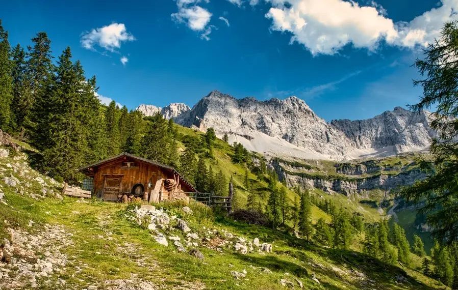 Bukan Cuma Cantik, Swiss Juga Simbol Negara Damai Dunia