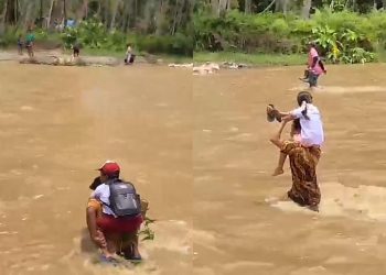 Demi Sekolah, Guru dan Siswa di Pulau Obi Tantang Derasnya Arus Sungai