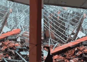 Cuaca Ekstrem Bikin Atap Sekolah di Bogor Roboh, 44 Siswa Terluka