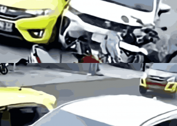 Pencuri Aki Tower Indosat Kabur, Polisi Kejar hingga Tabrak Motor Parkir