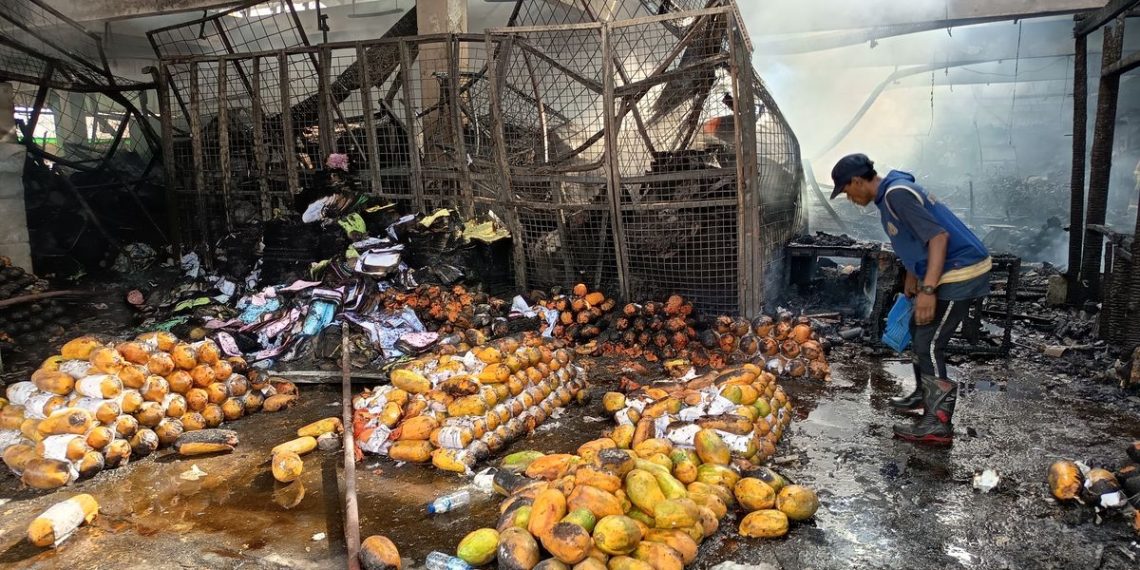 Kebakaran Pasar Kramat Jati, Dagangan Pedagang Ludes Terbakar