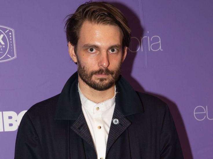 Euphoria Creator Sam Levinson Bocorkan Adiksi Media Sosial dan Pernikahan Tak Terlupakan di Season 3