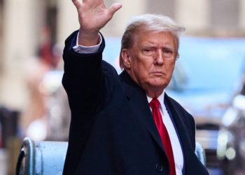 Trump Ancam Akan Serang Negara yang Punya Minyak Lebih Banyak dari Irak