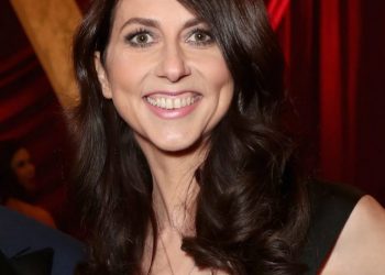 Mackenzie Scott Sumbangkan USD 7,1 Miliar Ke Organisasi Nonprofit Sepanjang 2025