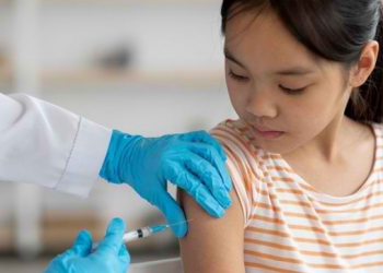 Vaksinasi Covid-19 Turunkan Risiko Anak Masuk IGD