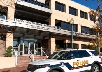 Tersangka Bom Pipa Akui Menargetkan Partai Politik AS Karena Mereka “Berkuasa”