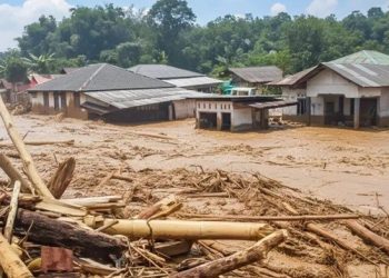 Semua Izin Lingkungan Dicabut Pemerintah Usai Banjir Besar di Sumatra