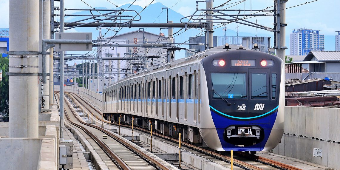 Rayakan Tahun Baru, Naik MRT Jakarta Cuma Rp 1 untuk Mobilitas Warga Kota DKI