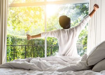 Manfaat Bangun Pagi: Dari Energi Lebih Sampai Fokus Kerja Optimal