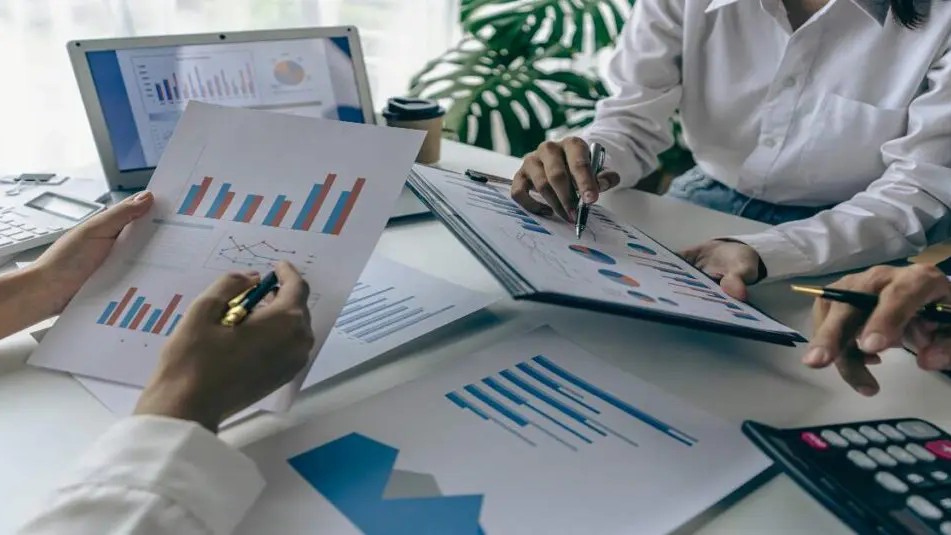 Emiten Milik Hapsoro Akan Dikuasai Petrindo Jaya Milik Prajogo Pangestu