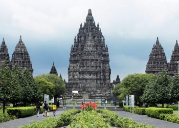 Wisata Jogja Lengkap dari Pantai, Gunung, Gua Hingga Pusat Kota Bersejarah