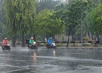 Cuaca Jabodetabek 26–28 Januari 2026: Hujan Masih Dominan, Warga Diminta Waspada