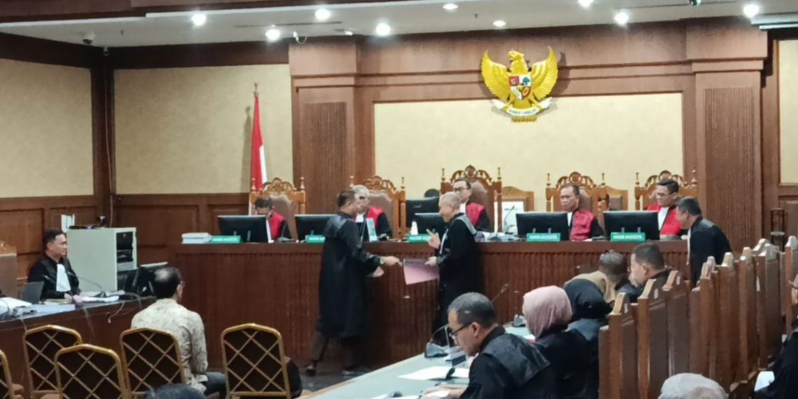 Eks Direktur SMA Akui Terima 7.000 Dolar AS dari Vendor Chromebook, Disebut sebagai “Ucapan Terima Kasih”