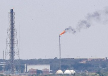 Trump Ingin Industri Minyak AS Kembali Berjaya Di Venezuela, Namun Tantangannya Tidak Mudah