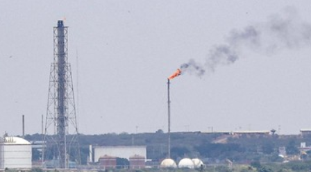 Trump Ingin Industri Minyak AS Kembali Berjaya Di Venezuela, Namun Tantangannya Tidak Mudah