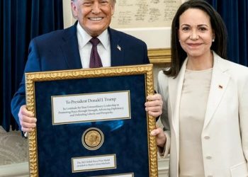 Maria Corina Machado Berikan Medali Nobel Kepada Trump Namun Gagal Amankan Dukungan Politik