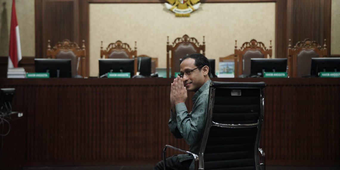 UGM Tegaskan Pengadaan Chromebook Era Nadiem adalah Keputusan Krisis, Bukan Kriminalisasi