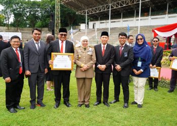 Hadiri Pembukaan Bulan K3 Bersama Gubernur Jatim, Petrokimia Gresik Borong Tiga Penghargaan K3