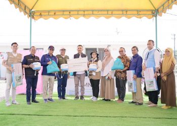 Danantara dan BUMN Salurkan 600 Paket Perlengkapan Rumah Tangga untuk Warga Huntara Aceh