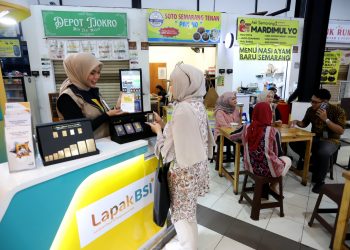 Layanan Digitalisasi UMKM di Pasar Melalui Lapak BSI