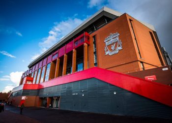 Liverpool vs Barnsley di Piala FA: Slot Siapkan Skuad Kuat Meski Tanpa Salah