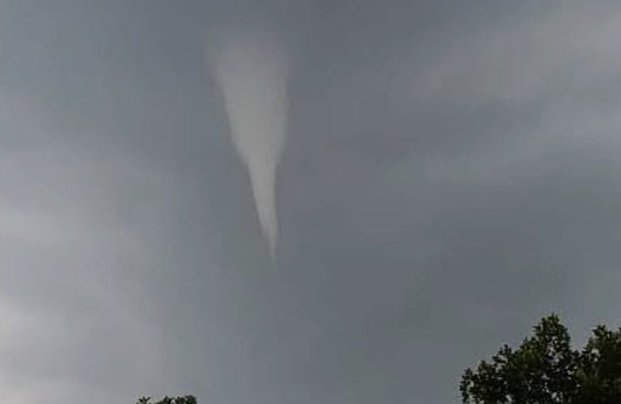Puting Beliung Muncul di Langit Tulungagung, BMKG Jelaskan Penyebabnya