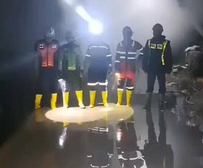 Tim SAR Cari Tiga Penambang yang Diduga Terjebak di Tambang Emas Pongkor Bogor