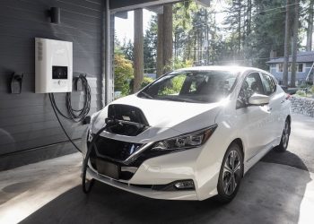 Mobil Listrik Laris, Pendapatan Daerah Justru Terancam